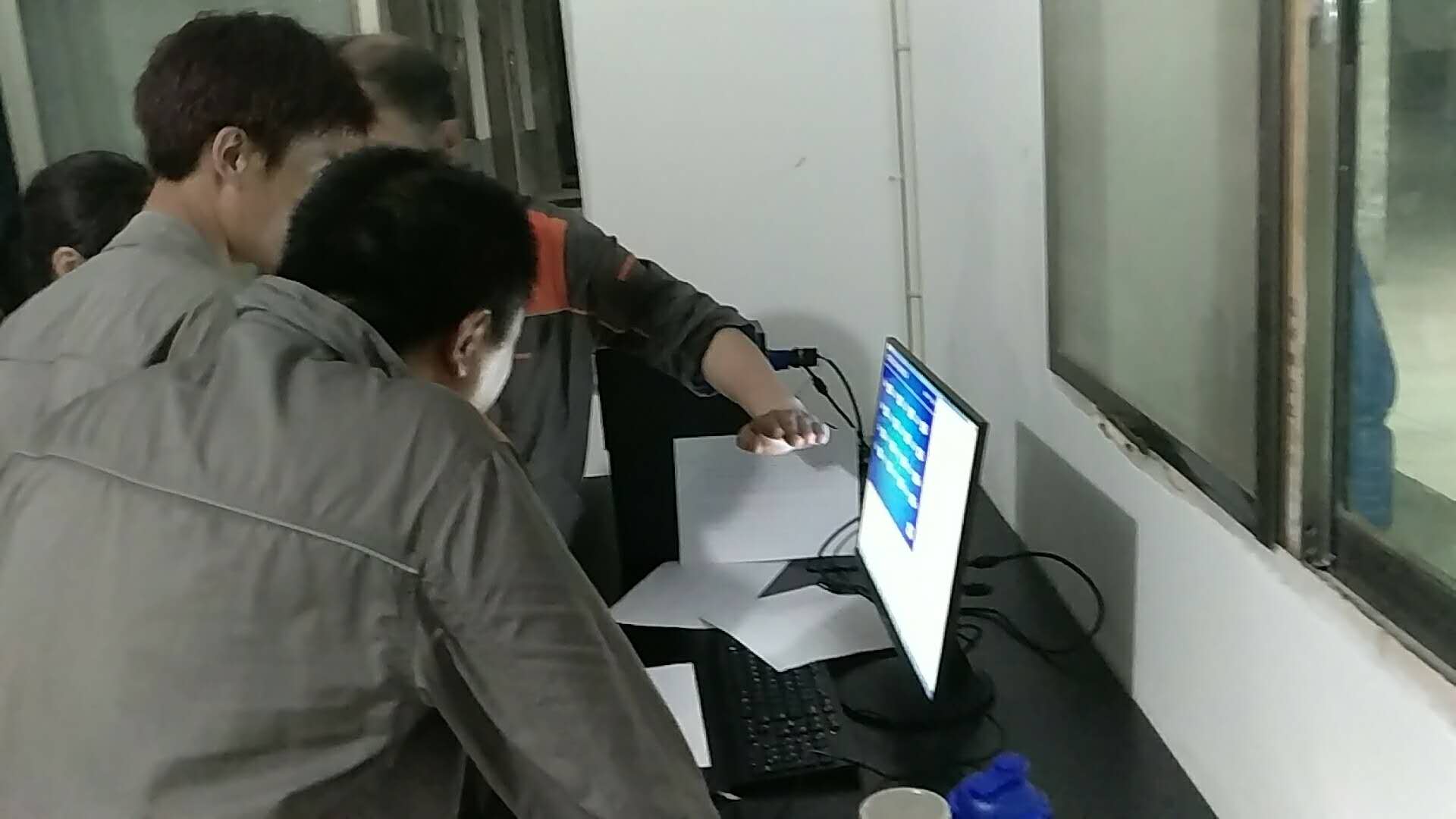 辦公環境-分析室 辦公環境-分析室